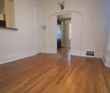 For Lease - 92 Adelaide Avenue Unit# # 1, Oshawa, Ontario - Photo 1