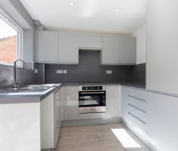 Wessex Drive, Cheltenham GL52 5AF - Photo 4