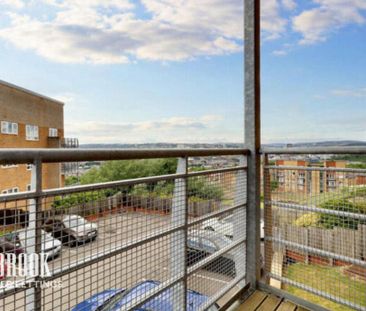 2 bedroom flat to rent - Photo 6