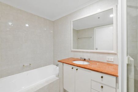 Unit 702/79 Grafton Street, Bondi Junction. - Photo 2