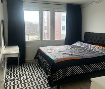 Västra Banvägen, Åkersberga - Photo 2