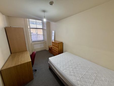 5 bedroom flat to rent - Photo 5