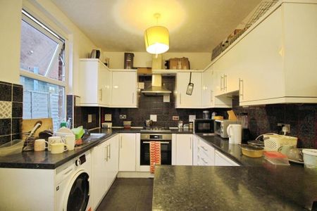 5 bedroom house share to rent - Photo 5