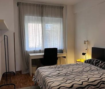 Plaza Manolete, Madrid, Community of Madrid 28020 - Photo 2