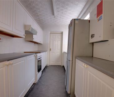 2 bed terraced house to rent in Aire Street, Middlesbrough, TS1 - Photo 5