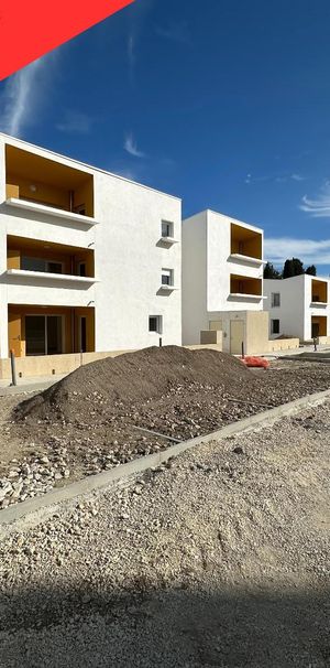 Location Appartement 2 pièces 43m² AVIGNON 84000 - Photo 1