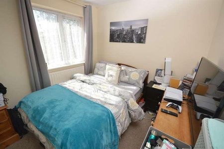 Warley Close, Braintree, CM7 - Photo 4