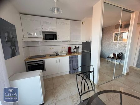 Location Appartement 3 pièces 55m² SETE 34200 - Photo 5