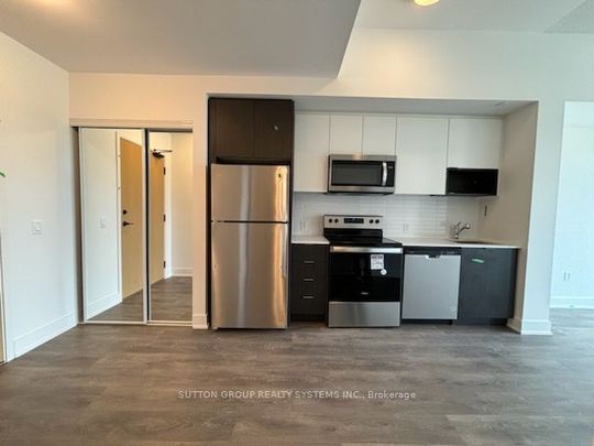 For Lease - 204 Burnhamthorpe Road Unit# 215, Mississauga, Ontario - Photo 1