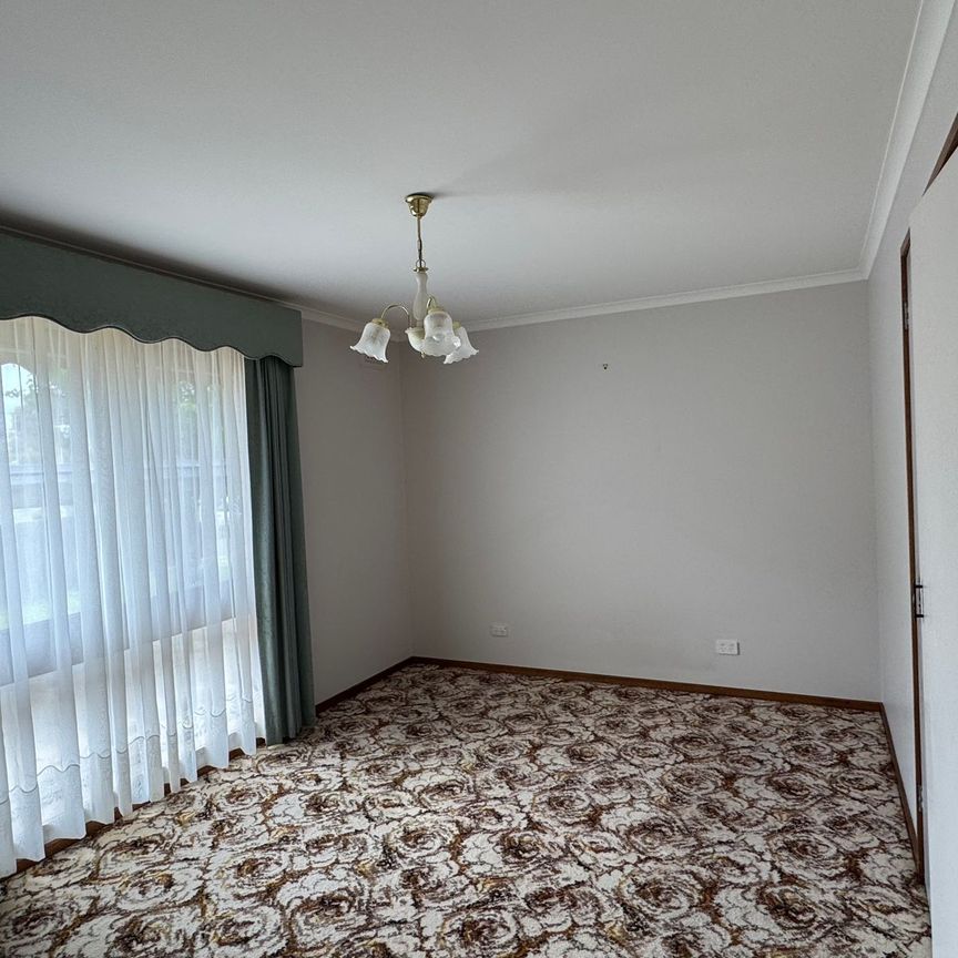 CHARMING 3 BEDROOM HOME - Photo 1