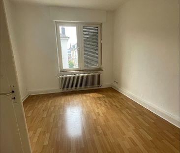 Großzügige und zentrale 3,0-Zimmer-Wohnung in der Innenstadt von Menden! 2 Kaltmieten frei !!! - Photo 2