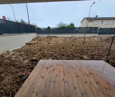 Location Appartement 2 pièces 43m² BRUGUIERES 31150 - Photo 1