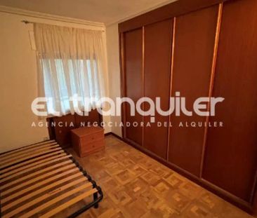 Piso de alquiler en Avenida San Luis, Pinar del Rey - Photo 3