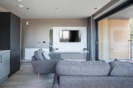 Apartment 39 Lesley Parklands 62 Knocknagoney Road, Belfast, BT4 2FW - Photo 2