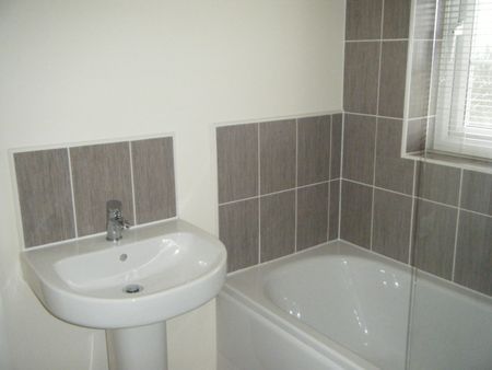 River View, Newark, Nottinghamshire, NG24 - Photo 5