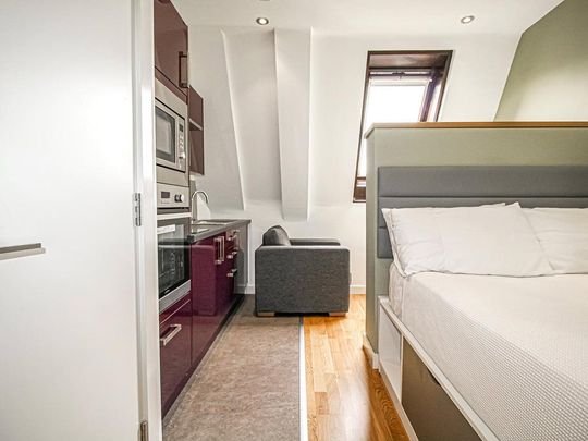 Studio to rent - Photo 1