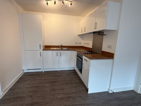 1 Bed Flat, Flatts Close, BS34 - Photo 3