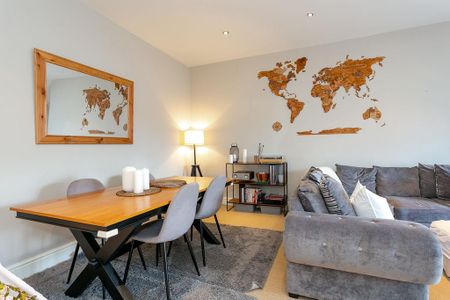 2 bedroom property to rent - Photo 2