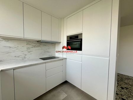 Location Appartement 4 pièces 66m² - Photo 4