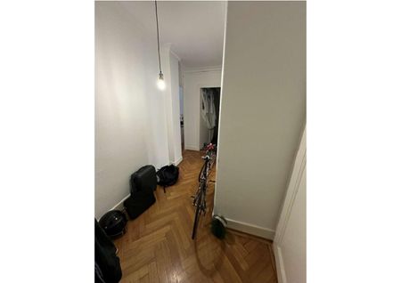 Charmant 3 pièces dans une rue piétonne au coeur de Plainpalais - Photo 4