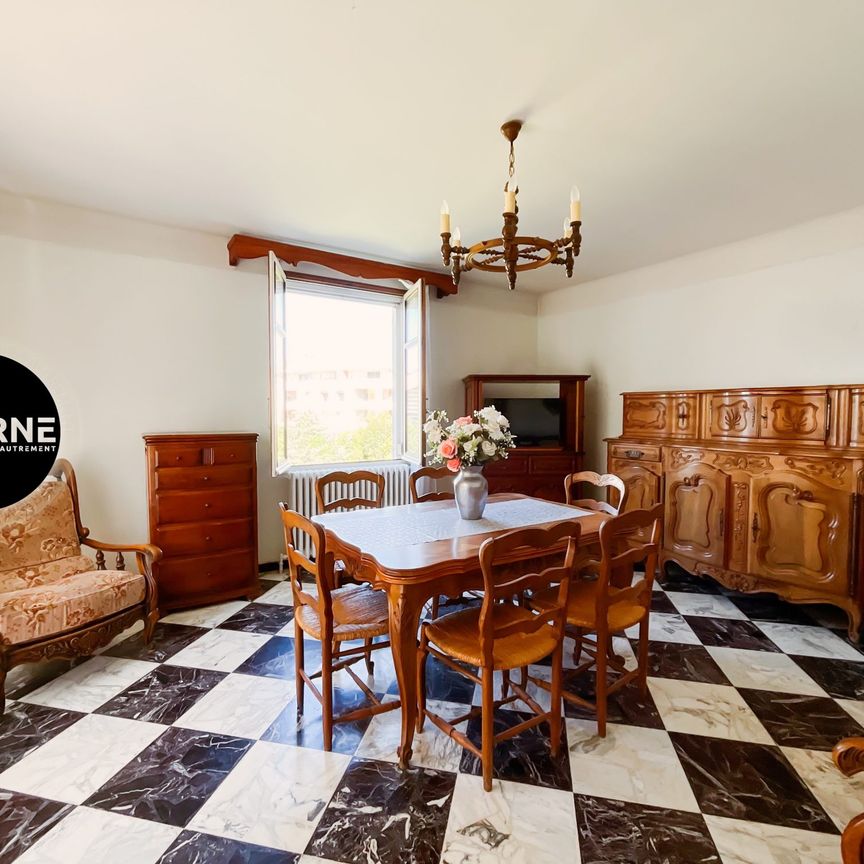 Location Maison 4 pièces 95m² VENTABREN 13122 - Photo 1