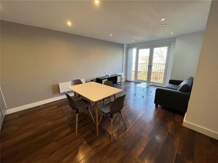 2 bedroom apartment to rent - Photo 3