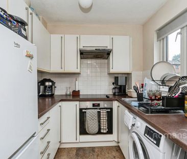 2 bedroom flat to rent - Photo 6