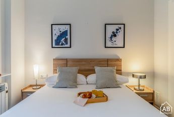 Modern 2-Bedroom Apartment in Poblenou with Balcony