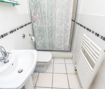 2 Bed Flat, Walk House, BN1 - Photo 6