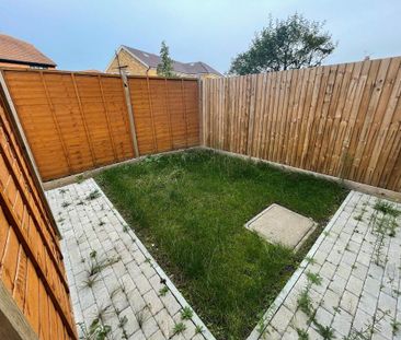 1 bedroom semi-detached house to rent - Photo 2