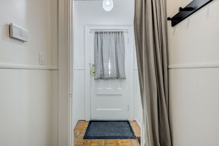 For Lease - 1239 College Street Unit# 2nd Flr, Toronto, Ontario - Photo 4