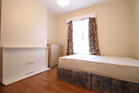 1 bed flat to rent - Photo 2