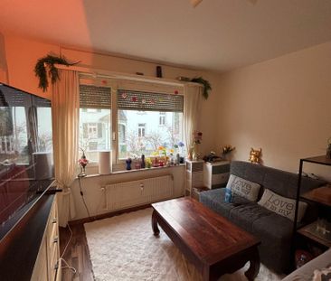 1.5 Zimmer, 1. Stock - Photo 1