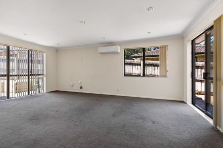 Modern 3-Bedroom Home in the Heart of Glen Eden - Photo 3
