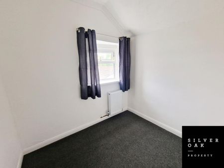 2 bedroom end of terrace house to rent - Photo 3