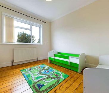 Armour Hill, Tilehurst, Reading, Berkshire, RG31 - Photo 6