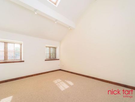 4 bedroom detached bungalow to rent - Photo 5