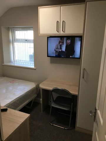 5 bedroom house to rent - Photo 3