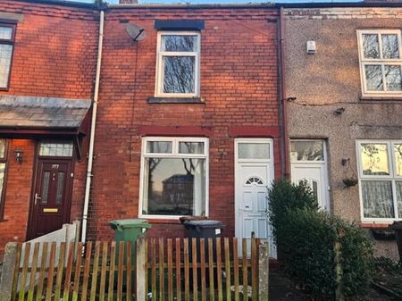 Bickershaw Lane, Wigan, WN2 5TE - Photo 2