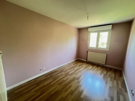 Location Appartement 2 pièces 70m² NEUVILLE SUR SAONE 69250 - Photo 5