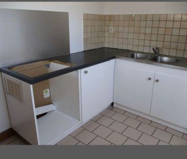 Location Appartement 2 pièces 38m² COULOMMIERS 77120 - Photo 3