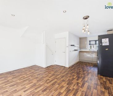 3 bedroom terraced house to rent - Photo 3