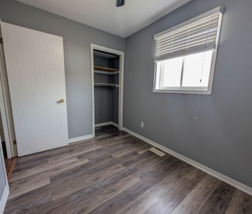 **ALL INCLUSIVE** STUDENT ROOMS FOR RENT IN WELLAND!! - Photo 5