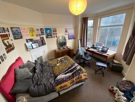 5 bedroom private hall to rent - Photo 5