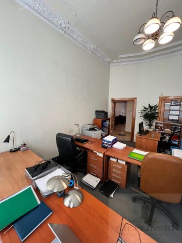 Centrum, 4 pok. po remoncie, ładna kamienica - Photo 3