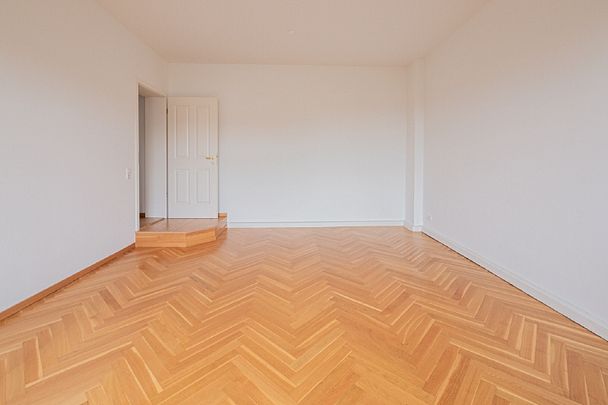 Schicke DG-Maisonette am "Nürnberger Ei". Perfekt für Pärchen oder kleine Familie. - Foto 1