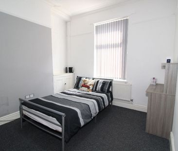 Kenmure Place, PRESTON, Lancashire PR1 6DD - Photo 2