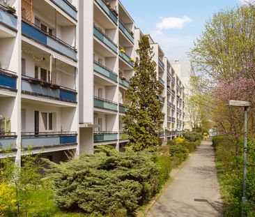 Heimwerker aufgepasst! 3-Zimmerwohnung mit Balkon in ruhiger Lage v... - Photo 1
