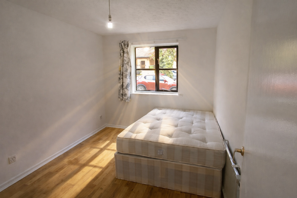 Creighton Road - Photo 1