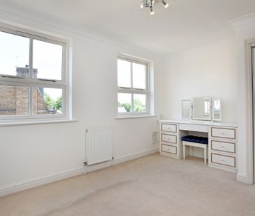 4 bedroom terraced house to rent - Photo 3